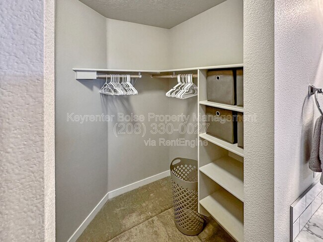Building Photo - 17770 Goose Ridge Ave