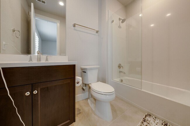 Building Photo - Newly Built 6BR Home with Panoramic Views in El Dorado Hills – 4,180 Sq Ft!