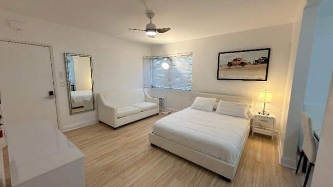 Building Photo - 545 Michigan Ave