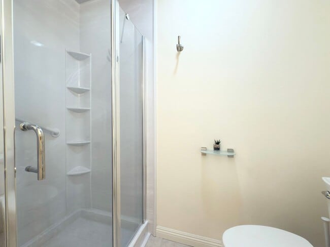 Building Photo - Upgraded Condo in La Costa!