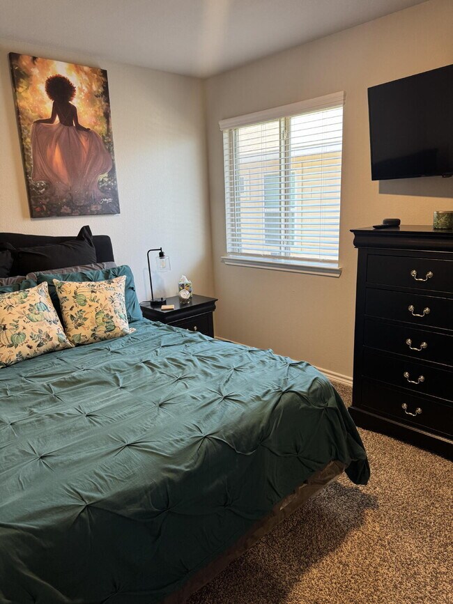 Building Photo - "Charming 3-Bed, 2-Bath Home in Bryan, TX!"