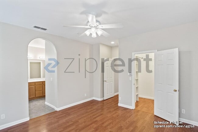 Building Photo - 2435 Abbott Ct