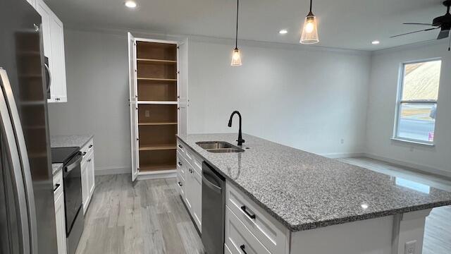 Building Photo - 1913 Cypress Ln