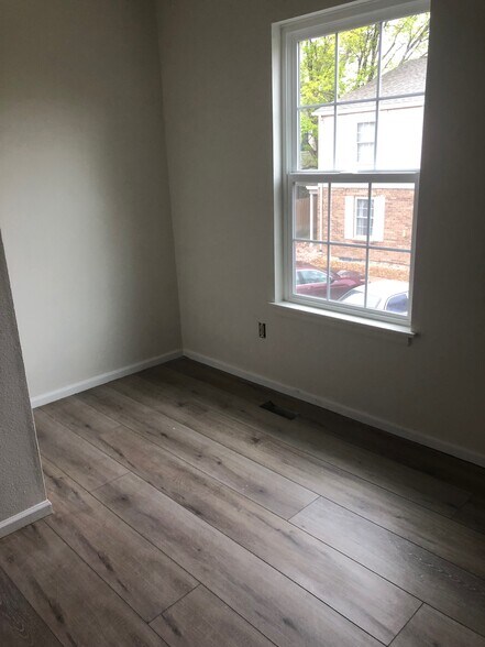 Building Photo - 22 Amesbury St