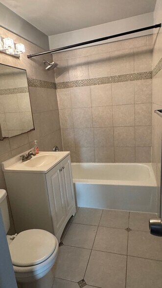 Building Photo - 8581 101st Terrace