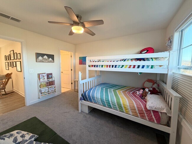 Building Photo - 1078 Delphi Ln