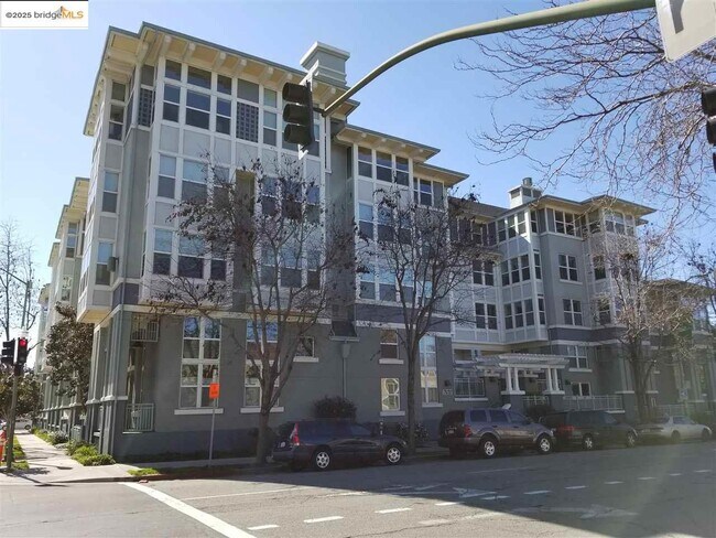 Primary Photo - 655 12th St