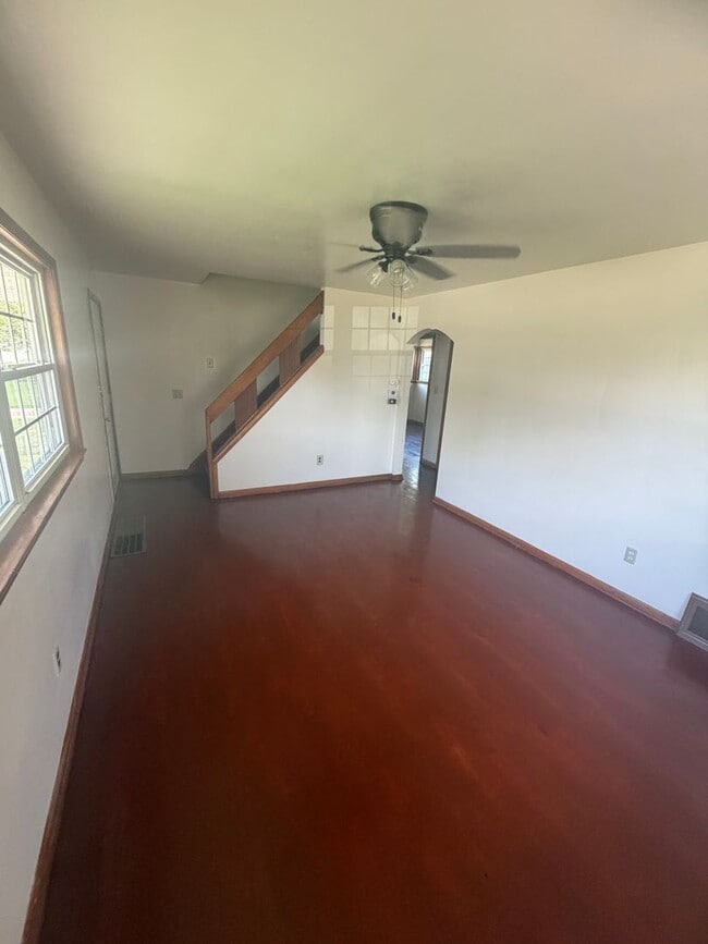 Building Photo - Upper West Side 4 Bedroom House