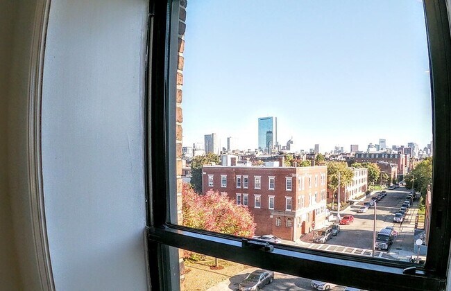 Building Photo - 614 Shawmut Ave