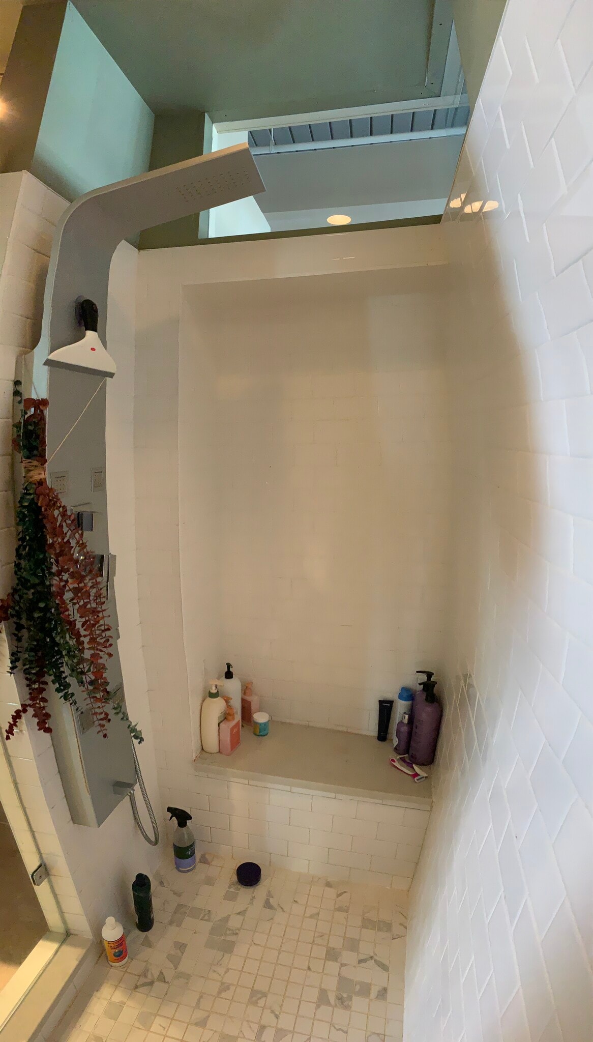 High End Shower Tower - 27 Wareham St