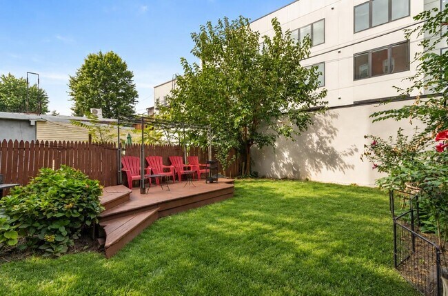 Building Photo - 477 Palisade Ave