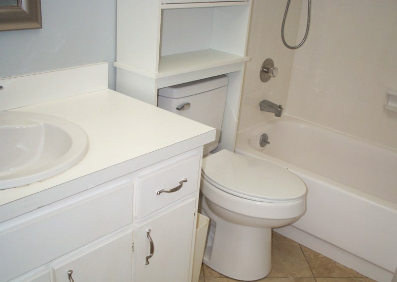 Building Photo - 490 Charlemagne Blvd