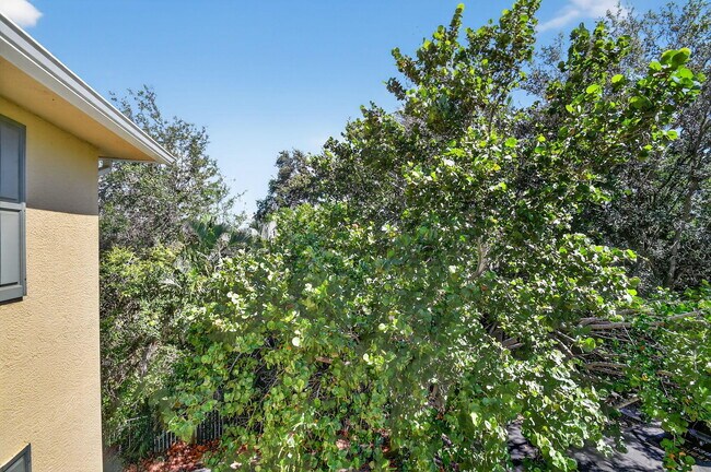 Building Photo - 6511 Emerald Dunes Dr