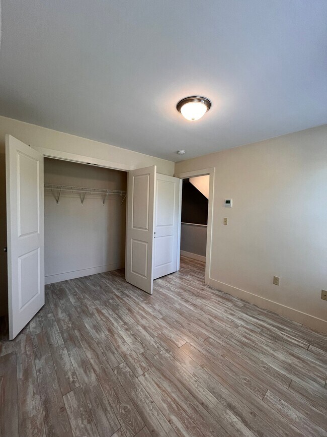 Building Photo - 20 Bridgham St