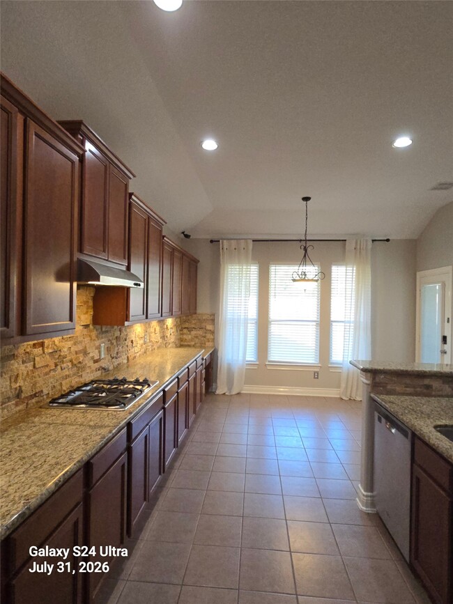 Building Photo - 5031 Gulf Stream Ln