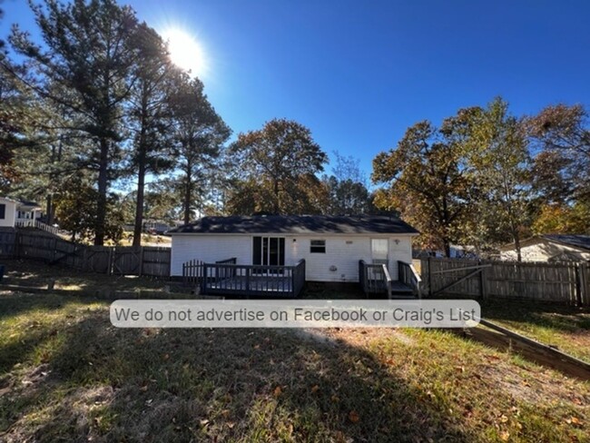 Building Photo - McDougald Downs- Stirling Court