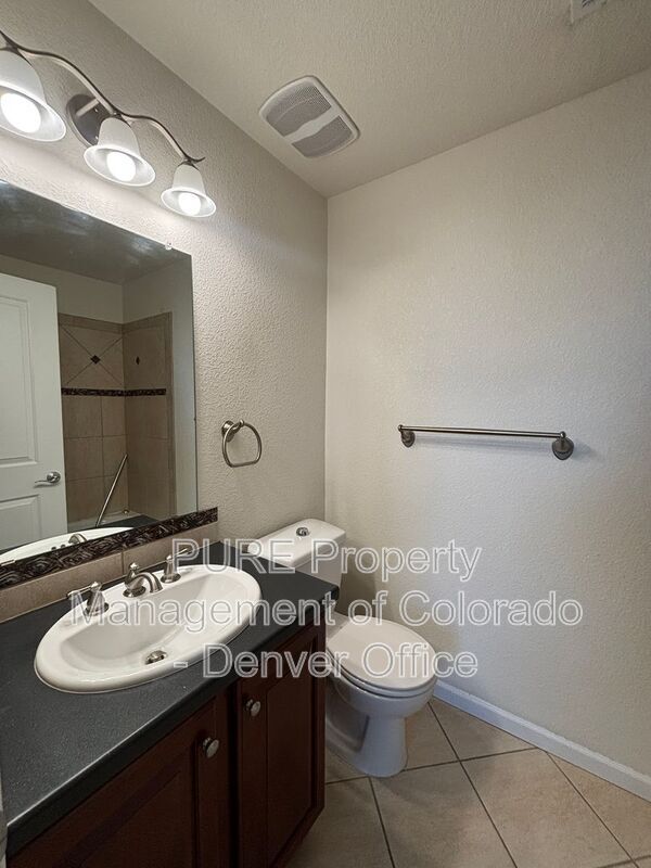 Building Photo - 447 S Quay St