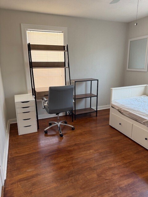 Building Photo - 3720 Avenue P 1/2 Rear