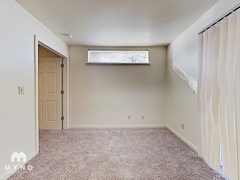 Building Photo - 950 Berrum Ln