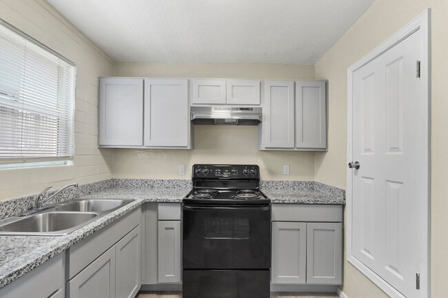 Building Photo - 3702 Keltner Ave