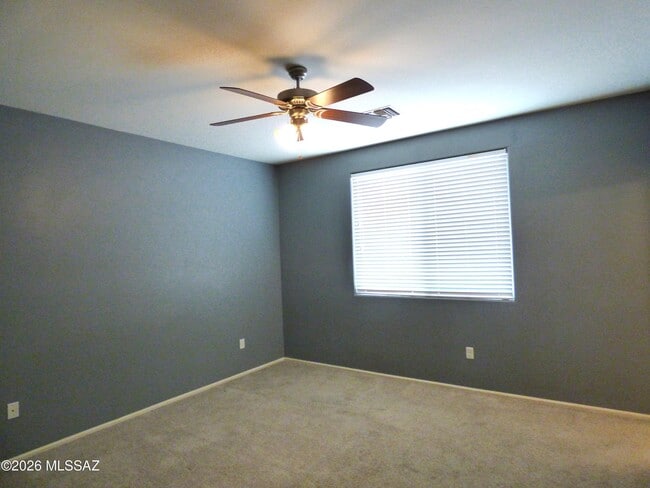 Building Photo - 14377 N Bannerstone Ct