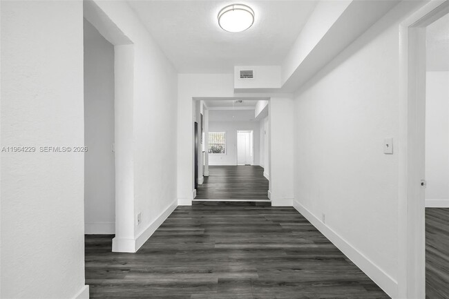 Building Photo - 1176 NW 48th St