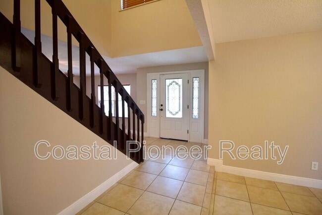 Building Photo - 1817 Laurence Ct
