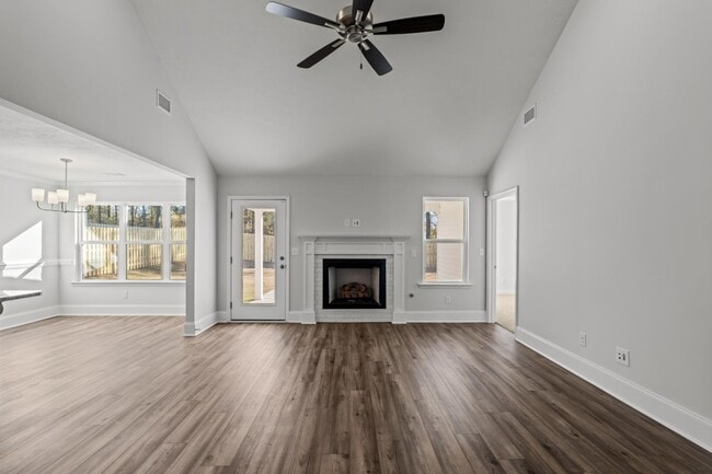 Building Photo - 7320 Paisley Cir