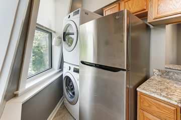 Building Photo - 852 Lincoln Ave