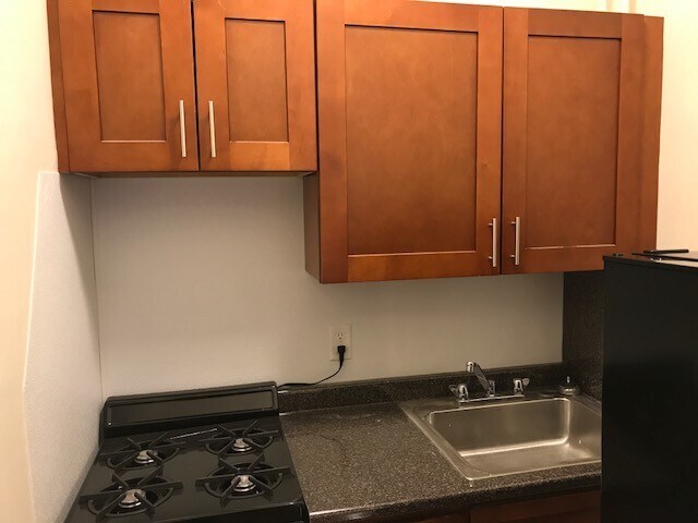 Building Photo - 1334 Commonwealth Ave