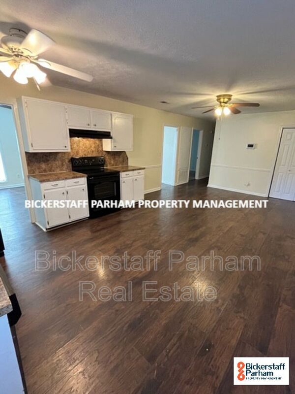 Building Photo - 3902 Leisure Ave