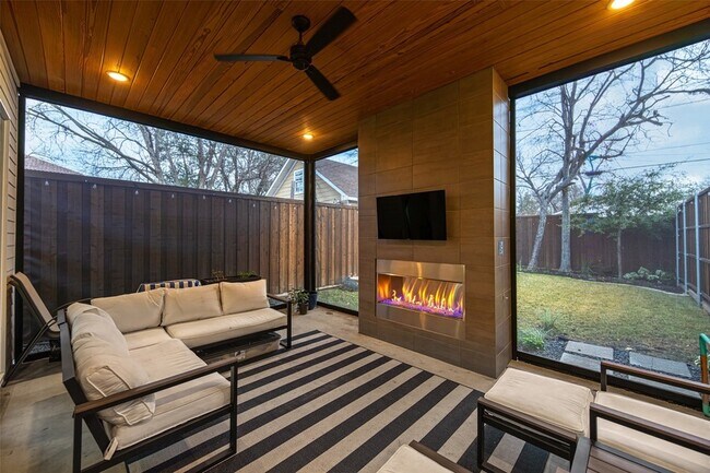 Building Photo - 416 Grandview Ave