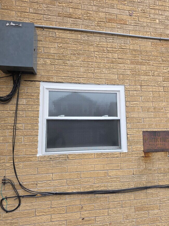 Building Photo - 7745 Adams St