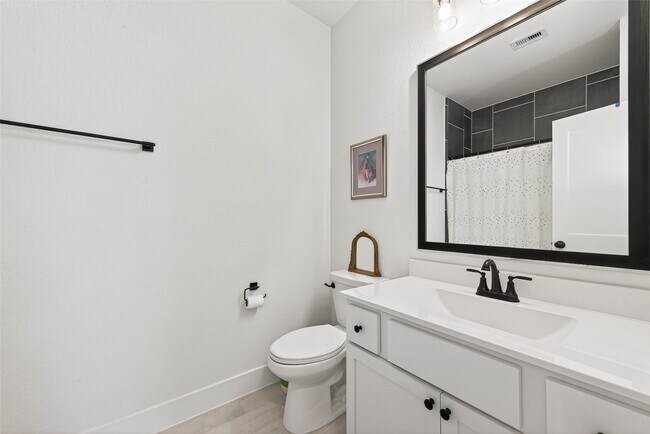 Building Photo - 21163 Medina River Dr