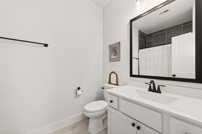 Building Photo - 21163 Medina River Dr