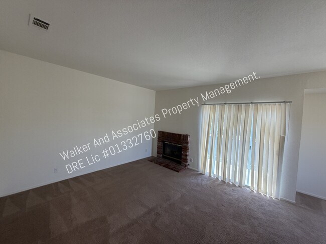Building Photo - 122 Goodwin Rd