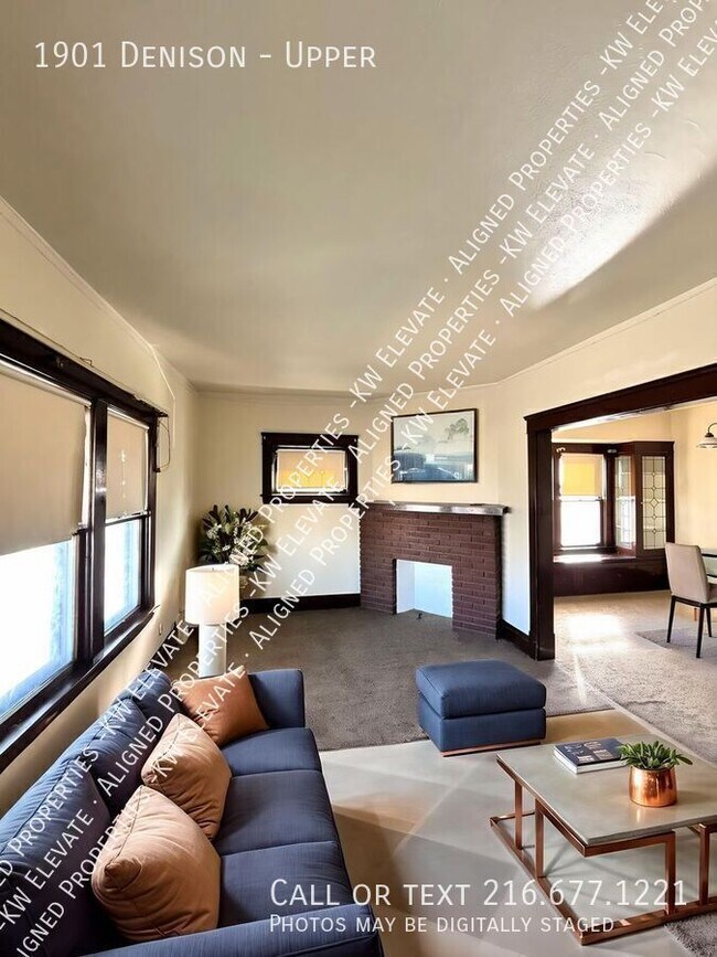 Building Photo - 1901 Denison-Upper