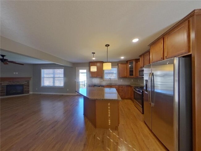 Building Photo - 9779 5th St Ln N