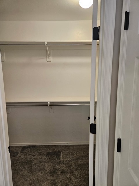 Building Photo - 646 W Calle Espadero