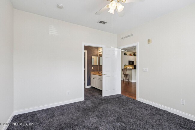 Building Photo - 225 Presidents Cup Way