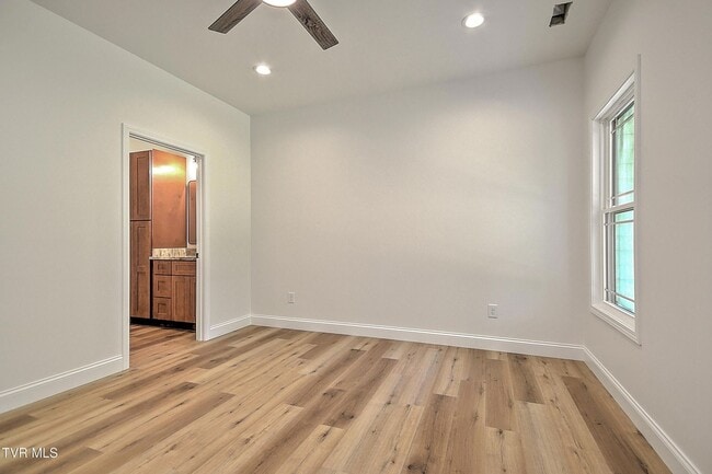 Building Photo - 703 Swadley Rd