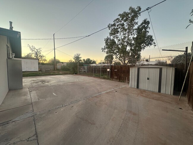 Building Photo - Culver2626