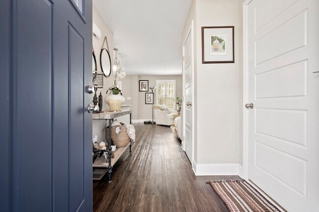 Building Photo - 2474 Shadowood Rd