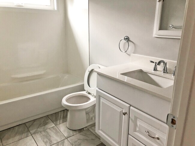 Building Photo - 764 Churchville Rd