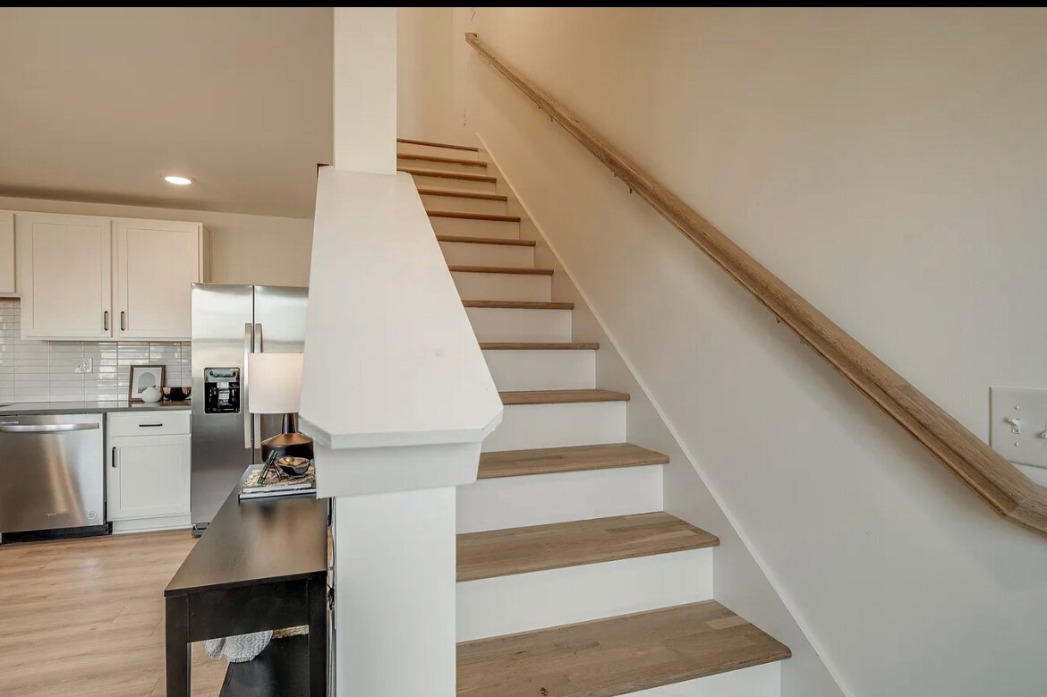 Stairs to second level - 102 Duke St