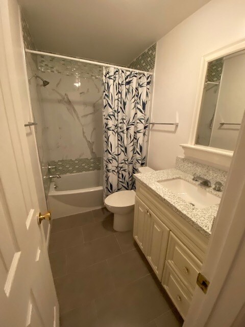 Building Photo - 2308 Schader Dr