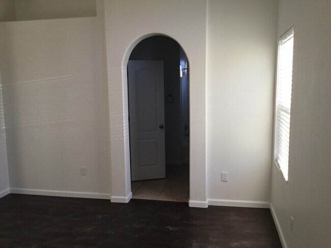 Building Photo - 3809 Calming Meadows Ct