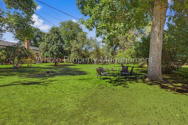 Building Photo - 1159 Krameria St