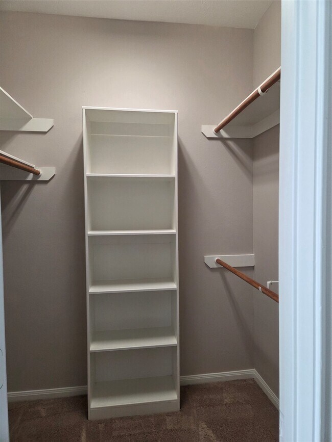 Building Photo - 2203 Winchester Lake