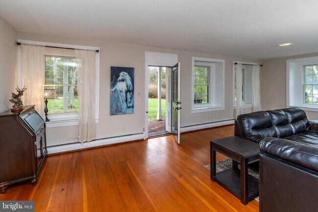 Building Photo - 180 Municipal Rd